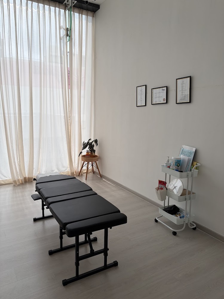 Han's Chiropractic
