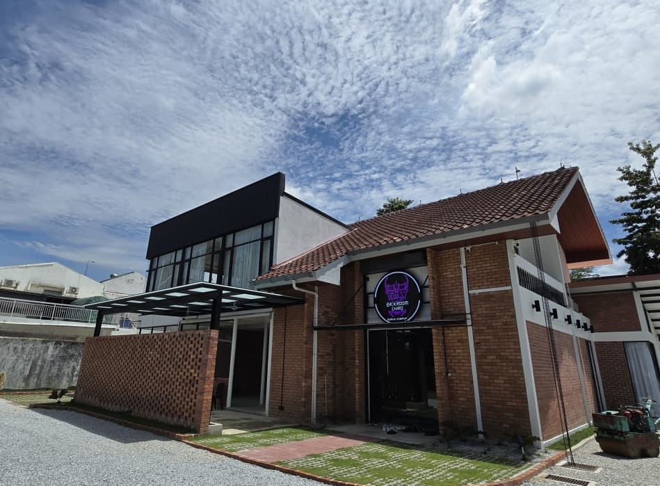 Backroom Chiro KL