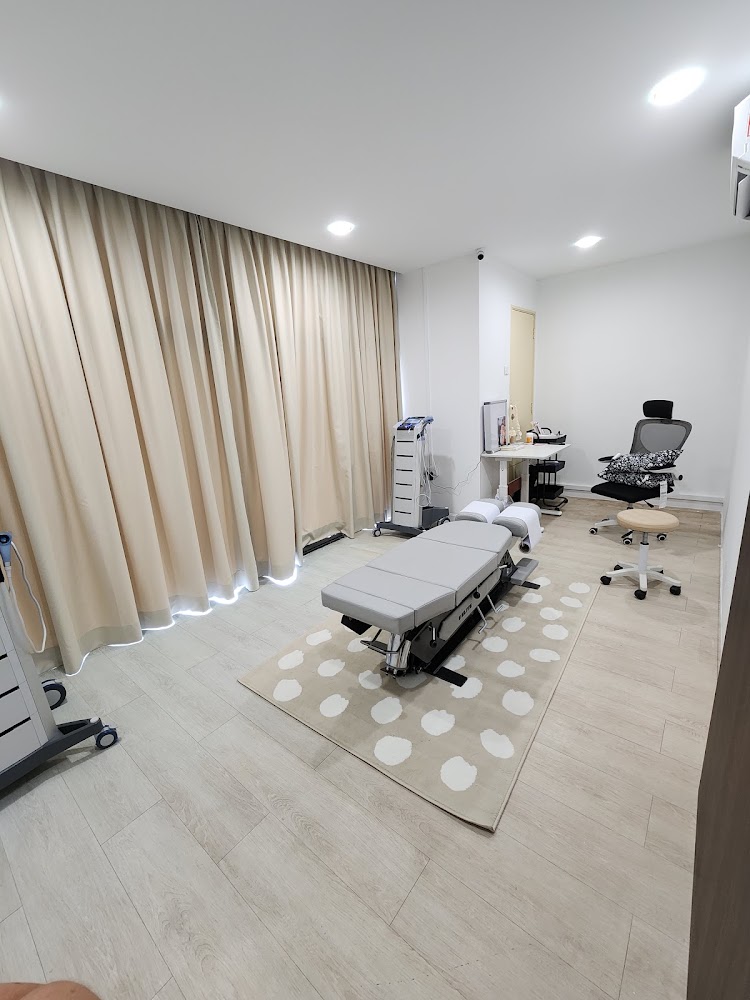 Faith Chiro
