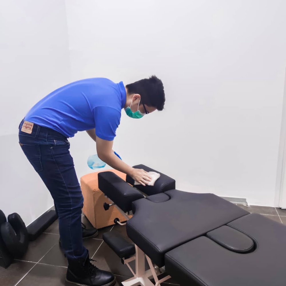 Wu Pain & Spine Chiropractic Centre Cheras KL